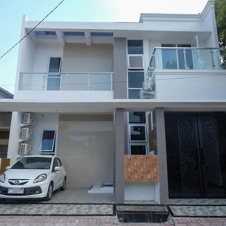 Reddoorz Syariah @ Tlogosari Semarang Hotel Alastuwo Exterior foto