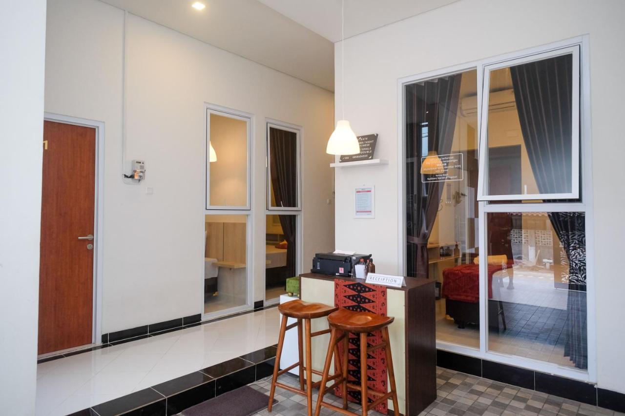 Reddoorz Syariah @ Tlogosari Semarang Hotel Alastuwo Exterior foto