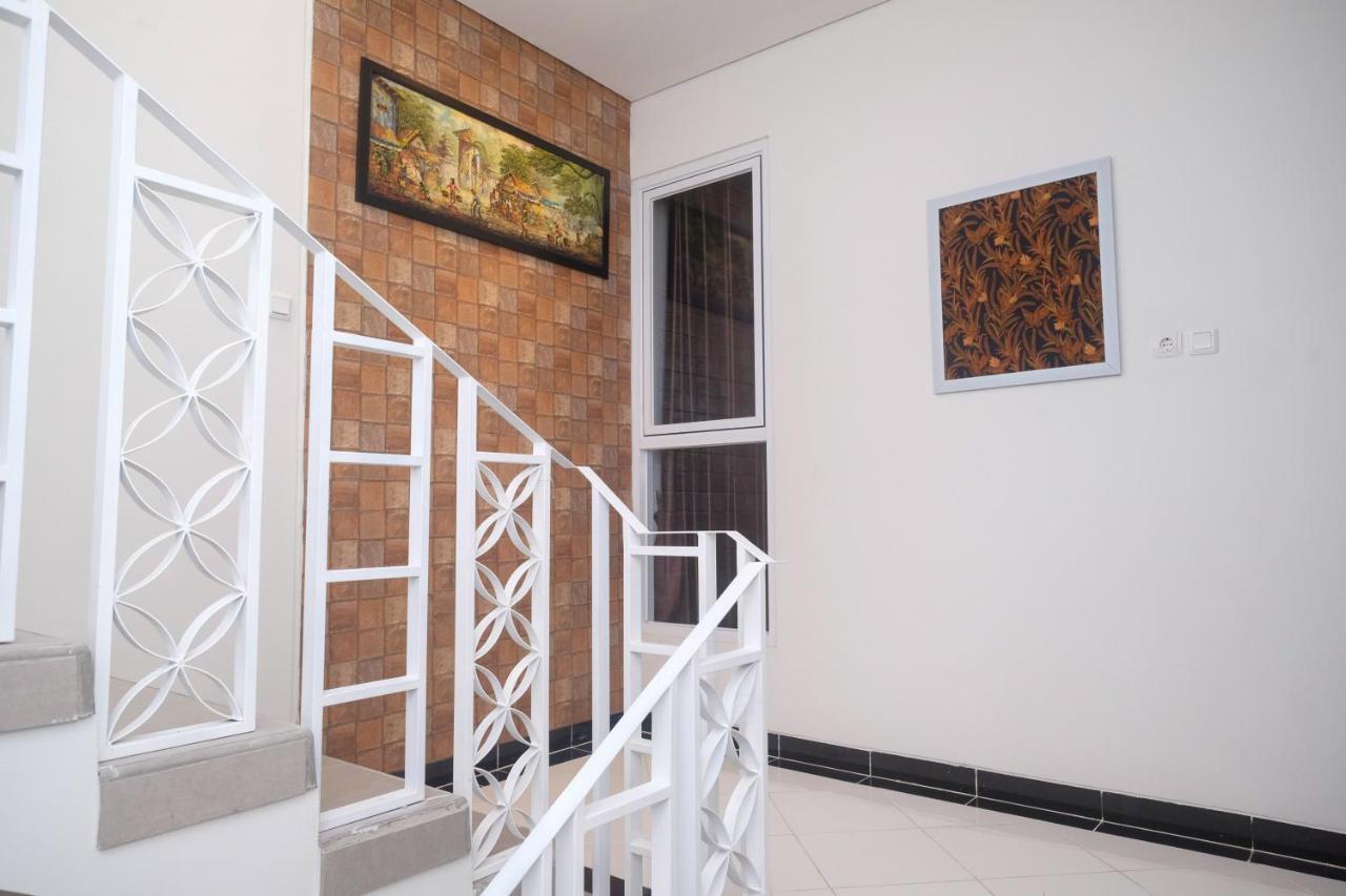 Reddoorz Syariah @ Tlogosari Semarang Hotel Alastuwo Exterior foto