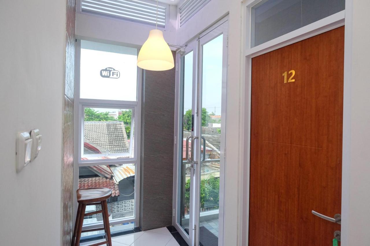 Reddoorz Syariah @ Tlogosari Semarang Hotel Alastuwo Exterior foto